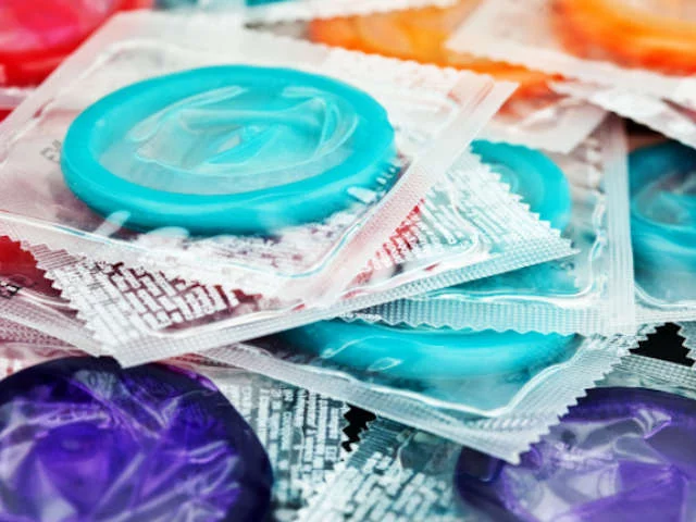 В угаре борьбы с Россией пали немецкие презервативы