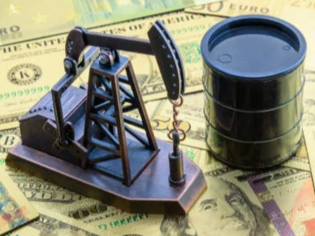 Обостренное желание заставить Россию продавать нефть по дешевке. А по $ 380 не хотите ли?