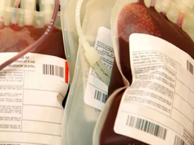 В американском штате Монтана хотят запретить вакцинированным сдавать кровь