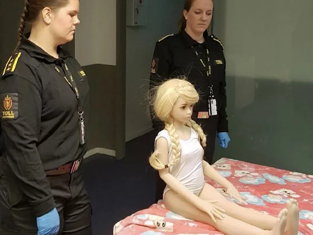 Китай массово выпускает детей-роботов для педофилов со всего мира