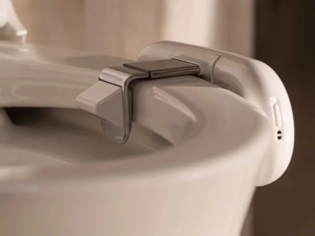 Корпорации дотянулись до анализов содержимого в унитазе