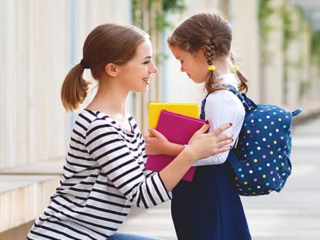 Британские первоклашки не умеют сами кушать и ходить в туалет