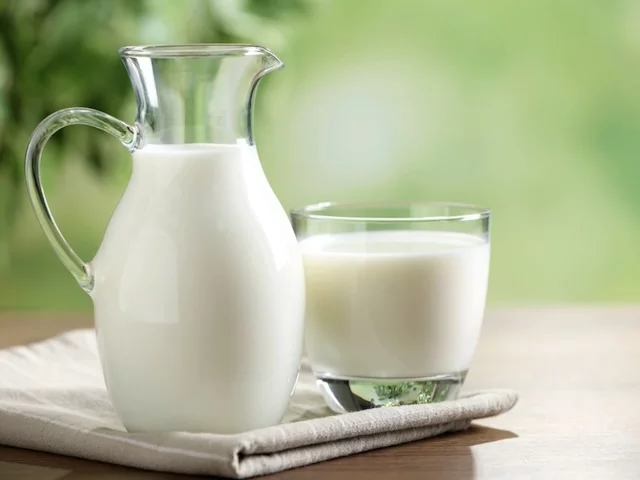 Безумие из США: "Пьёшь молоко - не любишь негров"