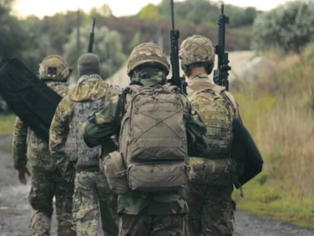 Германия судорожно ищет резервистов в армию - в строй будут ставить даже 70-летних