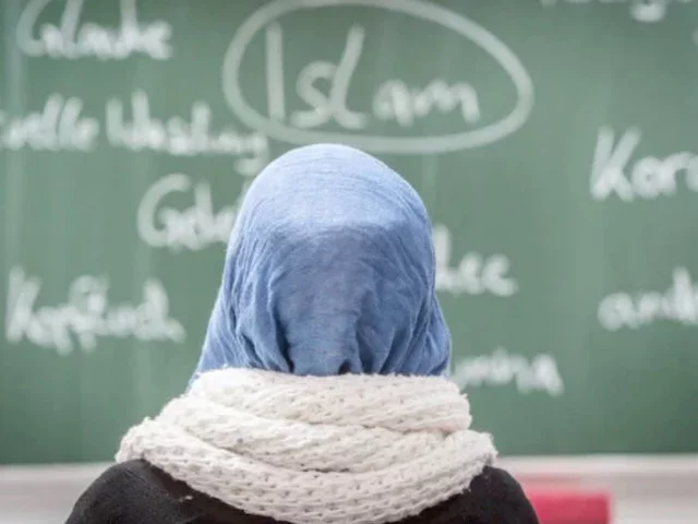 Половина учеников столицы Австрии мусульмане